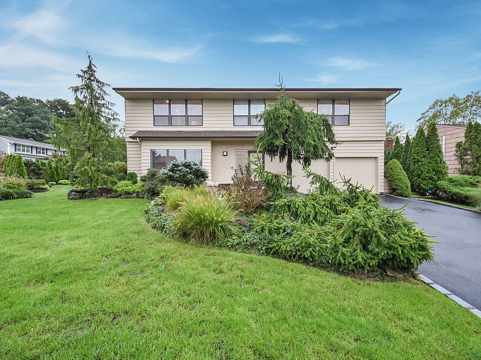 1st image of 32 Irving Dr