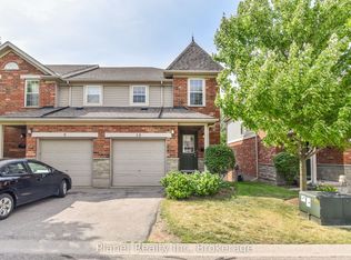 124 Gosling Gdns #10, Guelph, ON N1G 5K6