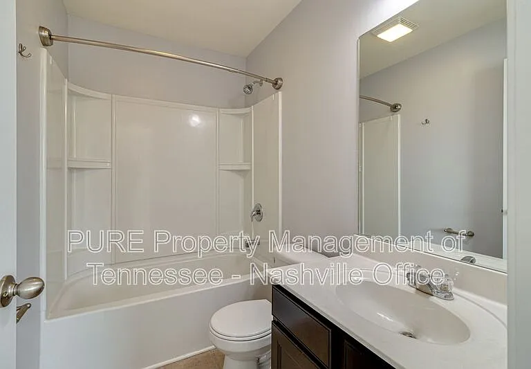 1251 Riverbrook Dr — Photo 17