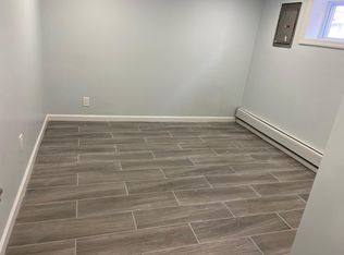 933 Edwards Blvd, Valley Stream, NY 11580