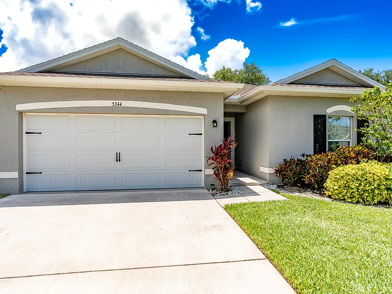 5344 Oakland Lake Cir — Photo 11