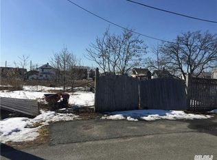 99-16 Church Ave, Breezy Point, NY 11697