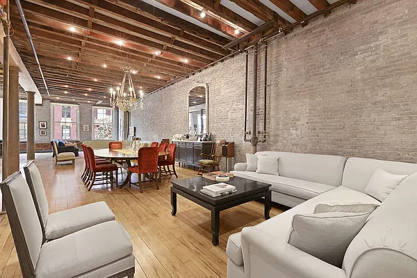 Sold by Compass | media 1