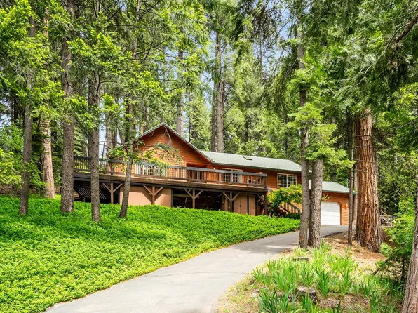 3319 Hazel St, Pollock Pines, CA 95726