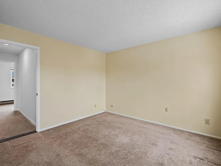 1009 S Lewiston Way — Photo 25