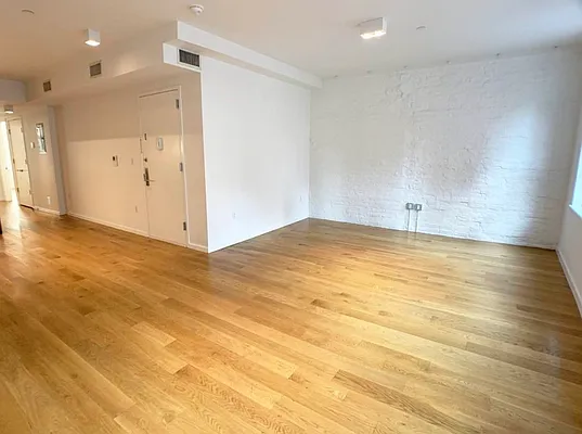 Rented by Compass | media 13