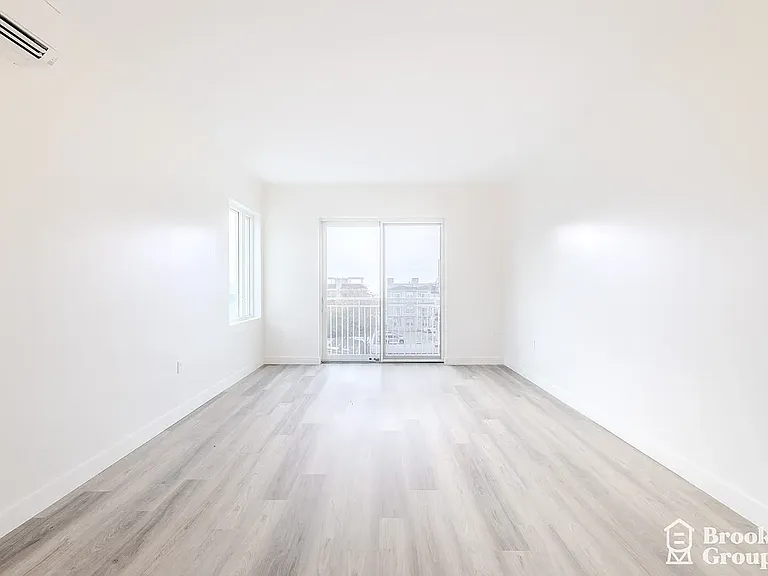 101-19 Rockaway Beach Blvd #3N — Photo 7
