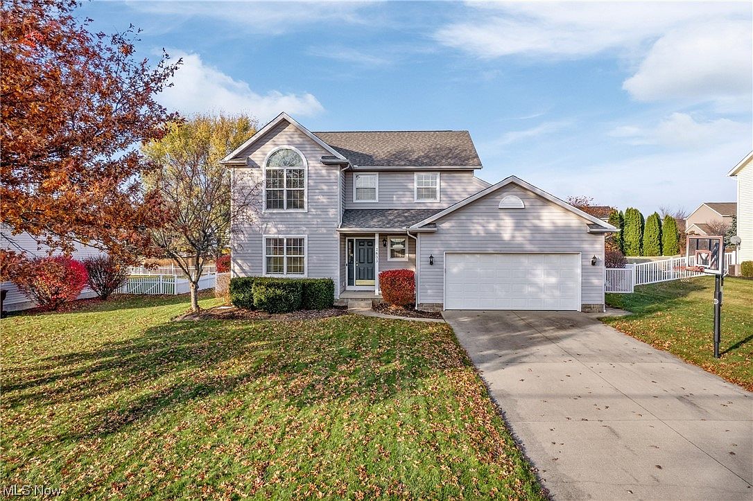 2633 Diamond St NE, Canton, OH 44721 Zillow