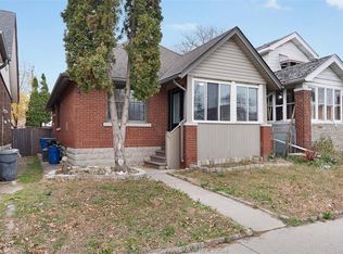 445 McKay Ave, Windsor, ON N9B1Z7