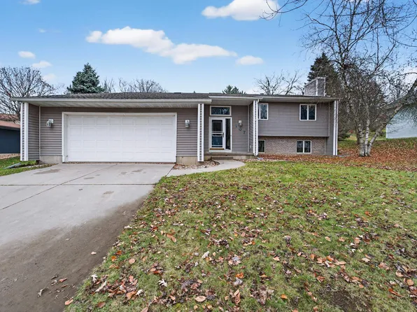 107 Ravine Rd, Mount Horeb, WI 53572