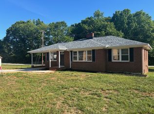 405 Cox St, Simpsonville, SC 29681