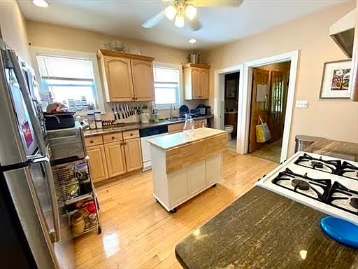 10 Berkeley St #2 — Photo 4