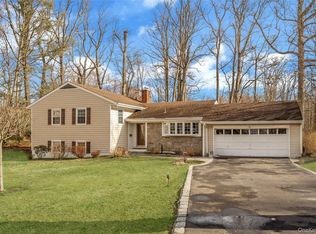 11 Meadowlark Road, Rye Brook, NY 10573