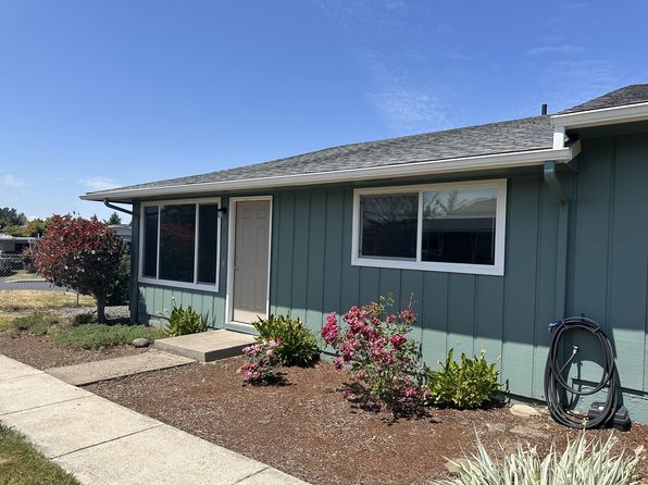 750 N Main St #6