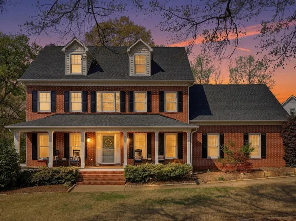 200 Greenside Ct, Simpsonville, SC 29681