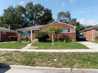 23551 Gardner St, Oak Park, MI 48237