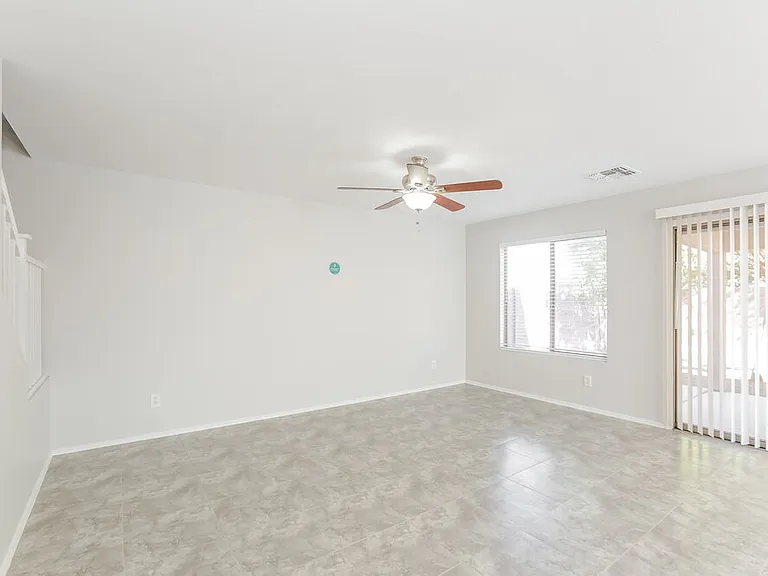 12456 W Mandalay Ln — Photo 4