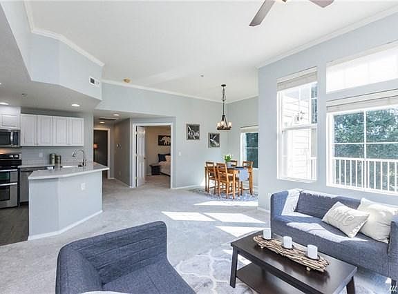 3rd image of 2152 Newport Way NW