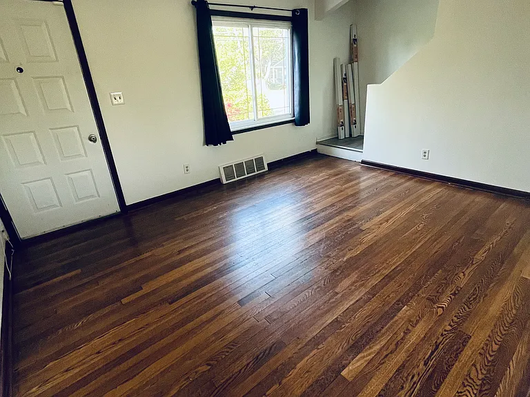 21727 Finlan St — Photo 11