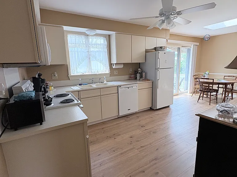 74 Cliff Dr — Photo 16