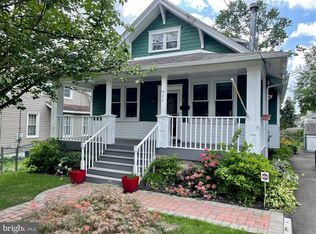 942 Locust Ave, Bensalem, PA 19020