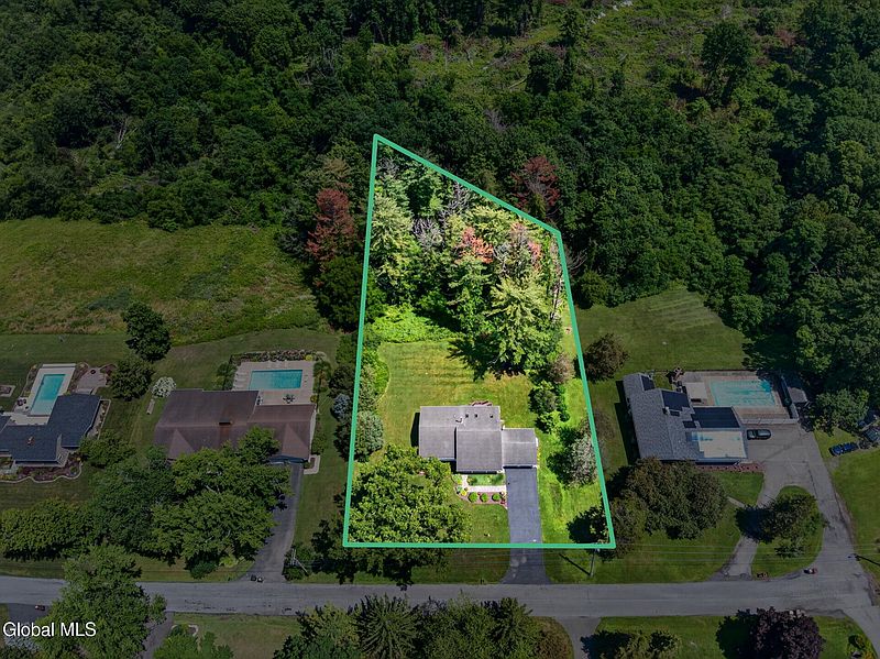 2nd image of 158 Palmer Drive