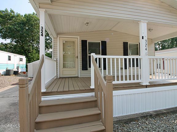 5th image of 324 Roberts Road