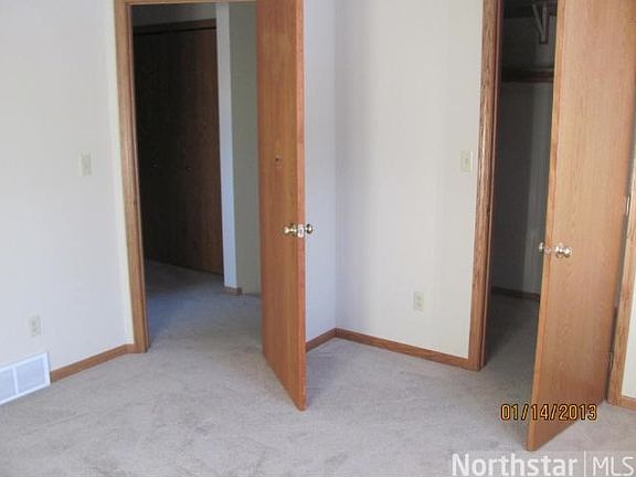 4th image of 425 13th Ave S