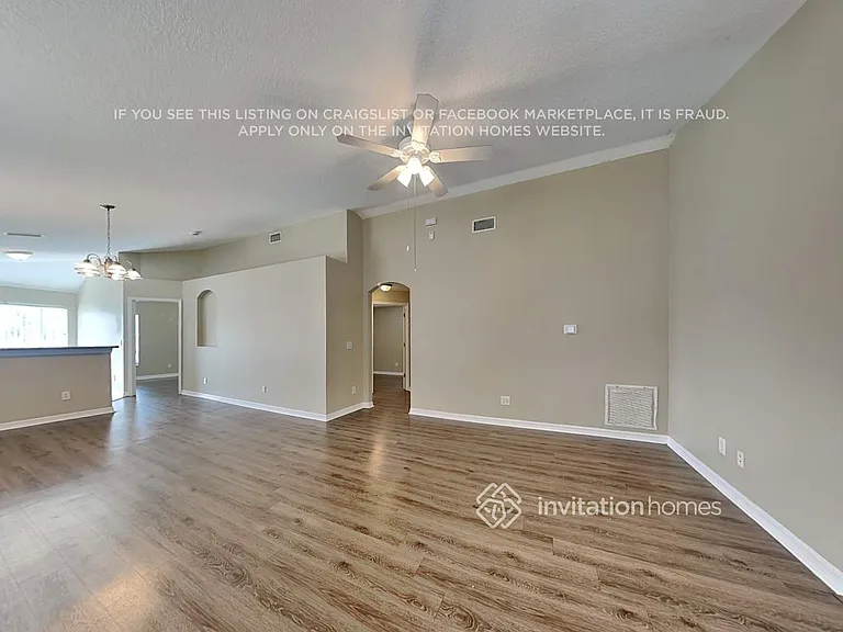 10618 Lakeside Vista Dr — Photo 4