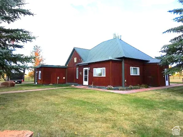 4040 Dingle Rd, Dingle, ID 83233