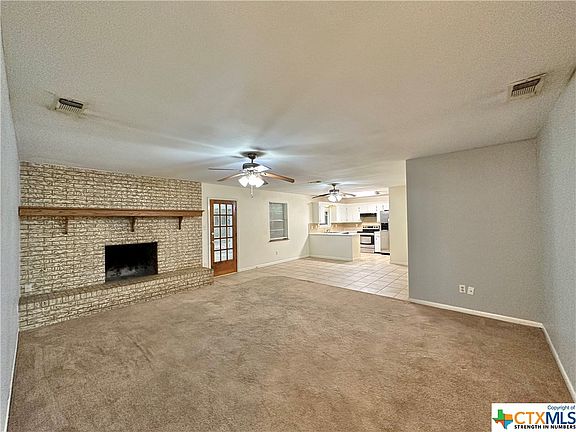 2nd image of 1905 Henry St