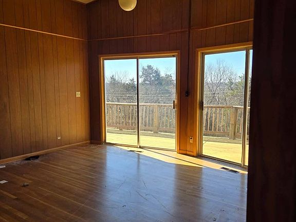 3rd image of 40 Cochise Rd