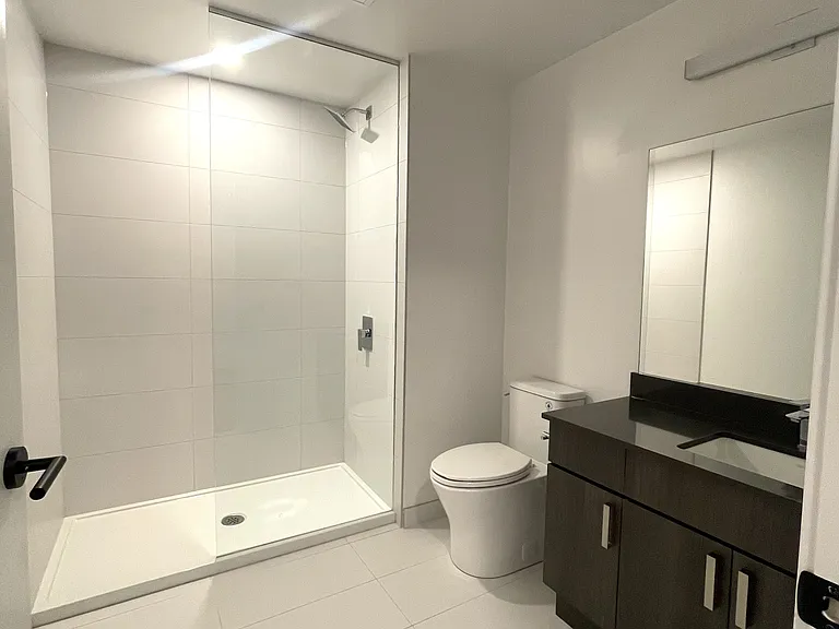 758 Dovercourt Rd #506 — Photo 11