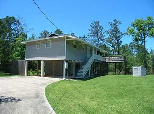 6097 1st St, Bay Saint Louis, MS 39520