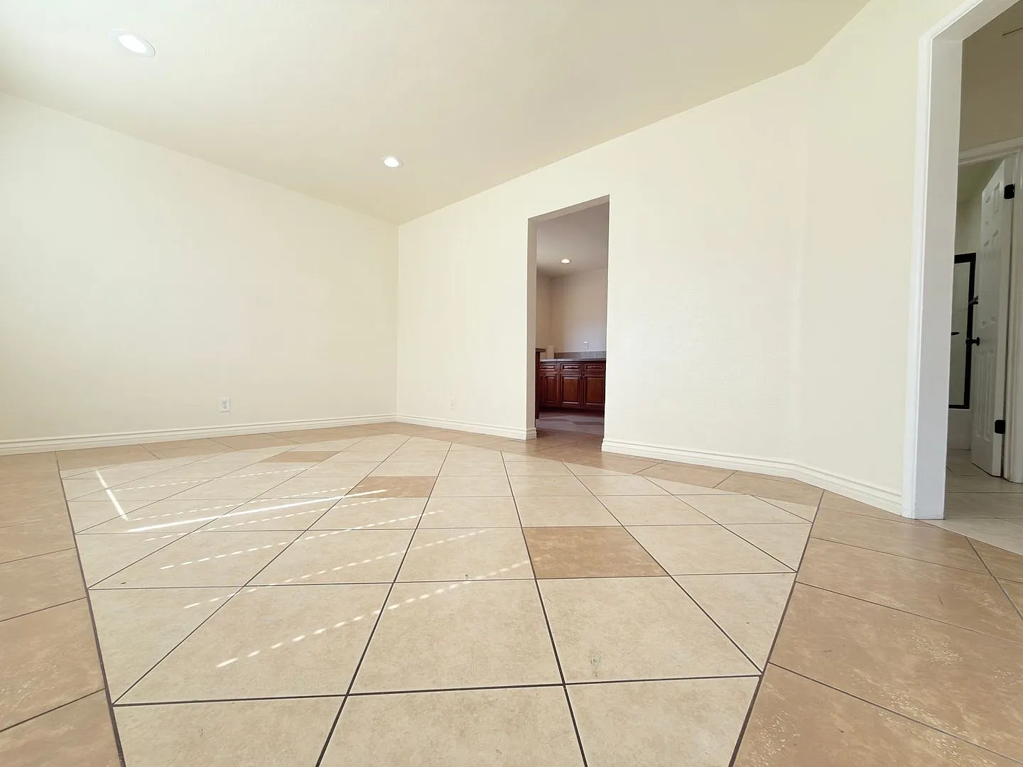 Spacious 4-Bedroom, 2-Bath Gated Home with Garage & Private Backyard — Photo 2