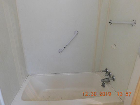 5th image of 3832 Wisconsin Ave
