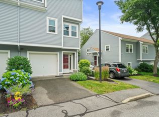 10 Russell Dr #6D, Salem, MA 01970