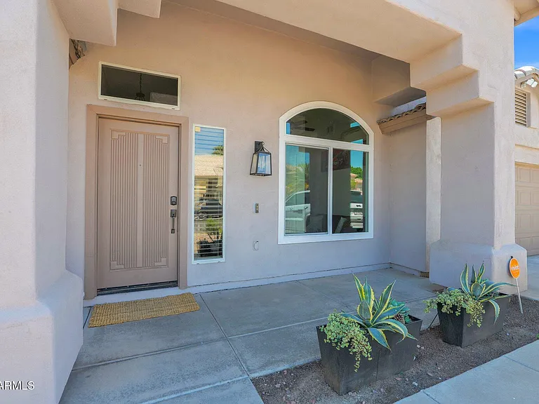665 W Minton Dr — Photo 3