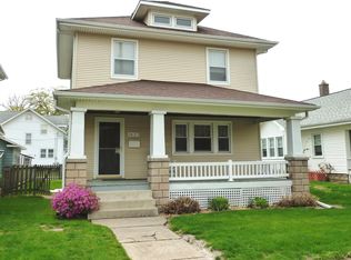 1637 25th St, Moline, IL 61265