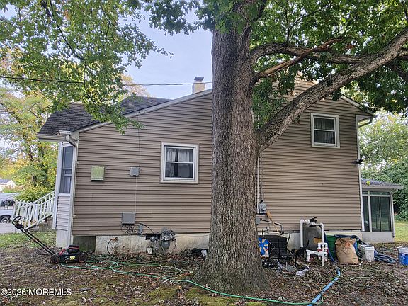 3rd image of 2110 Rutherford Avenue