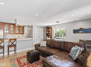 222 Park Pl APT 3B, Brooklyn, NY 11238