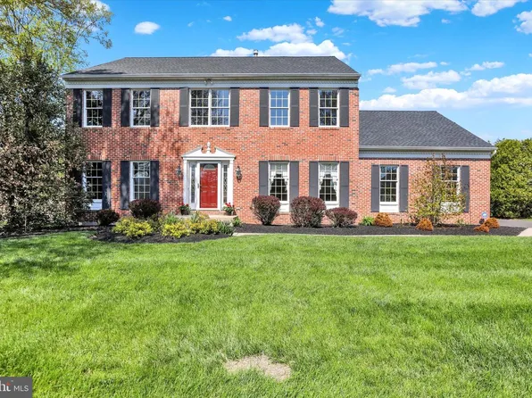4251 Alley Dr, Doylestown, PA 18902
