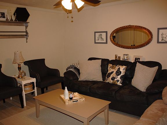 Living room /bedroom 3