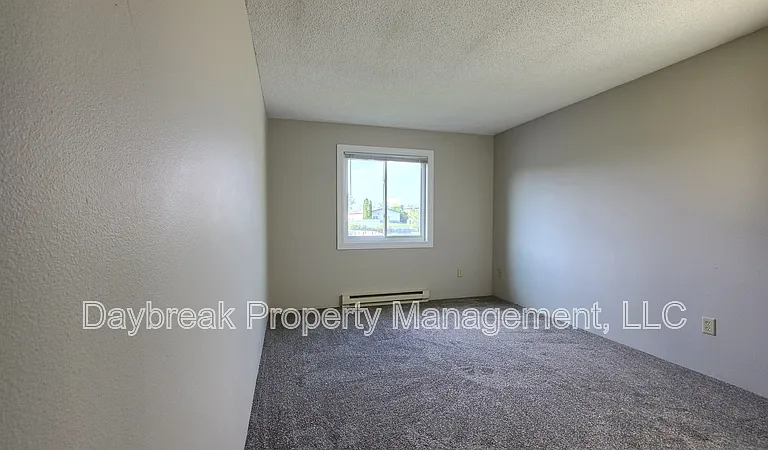1702 2nd Ave E — Photo 19