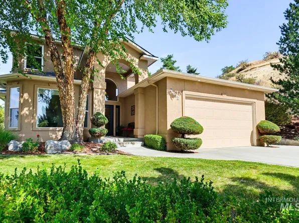 212 W Thornberry Dr, Boise, ID 83702