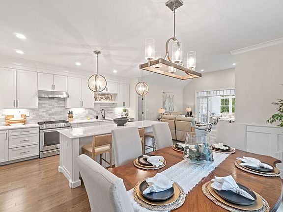 5th image of 73 Weston Ln #73