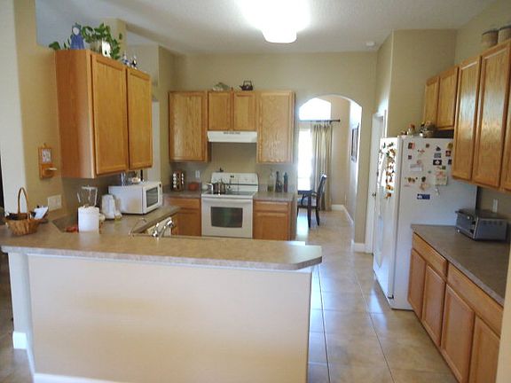 5th image of 12 Prince Anthony Ln