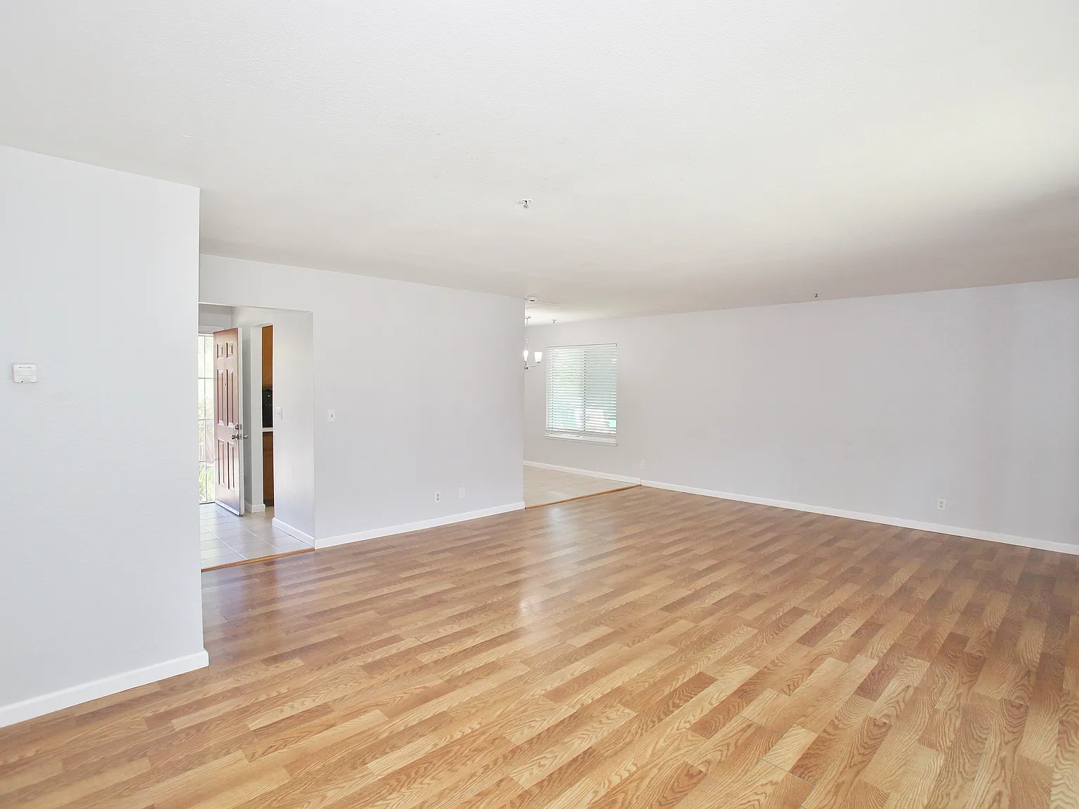 2 bed, $2,395 — Photo 4