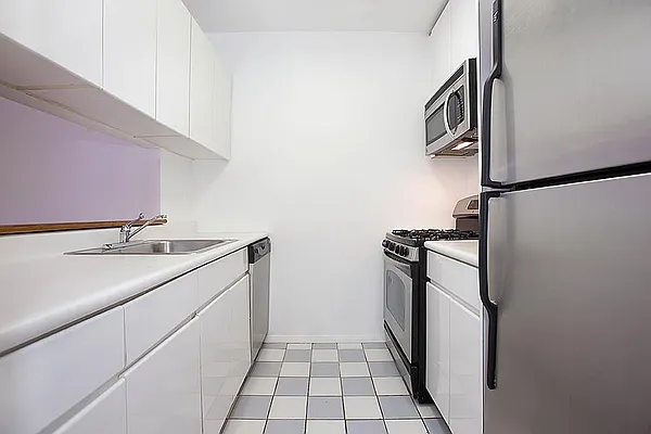 Sold by Corcoran | media 10