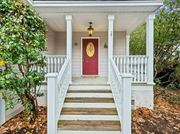 635 Fair Spring Dr, Charleston, SC 29414